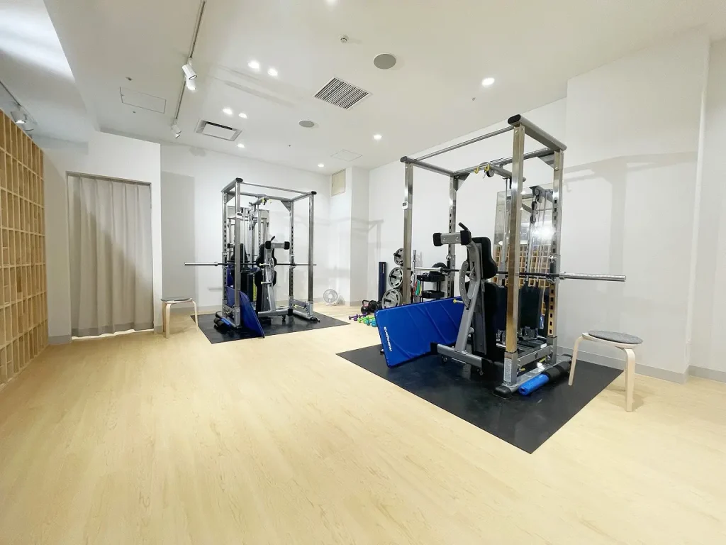 eviGYM（エビジム）新宿店