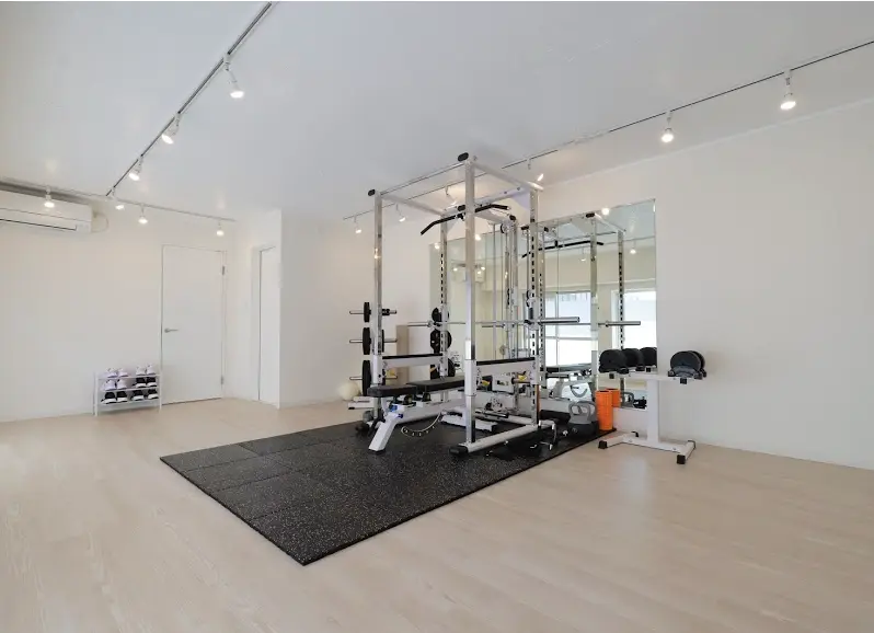 パーソナルジム かたぎり塾 吉祥寺店のジム内風景