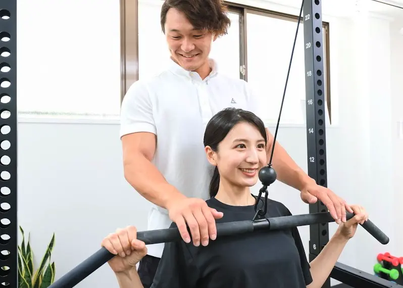 パーソナルジム かたぎり塾 調布店のトレーニング風景