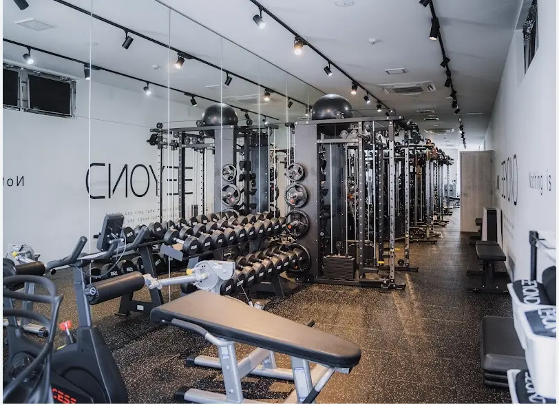 ビヨンド所沢秋津店ジム内