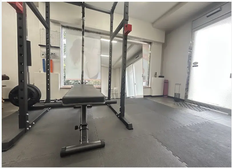 CHART千川店ジム内風景