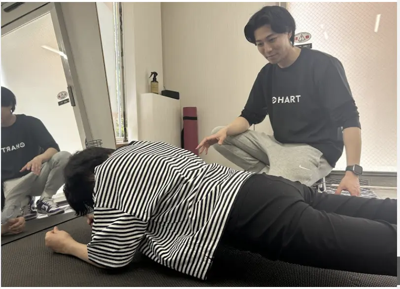 CHART千川店トレーニング風景