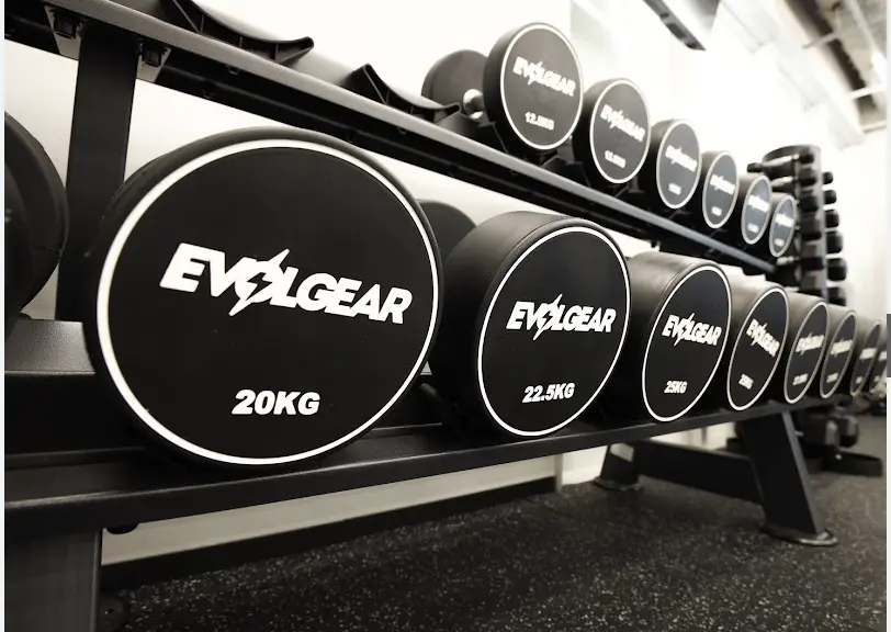 ビヨンド多摩センター店ジム内風景