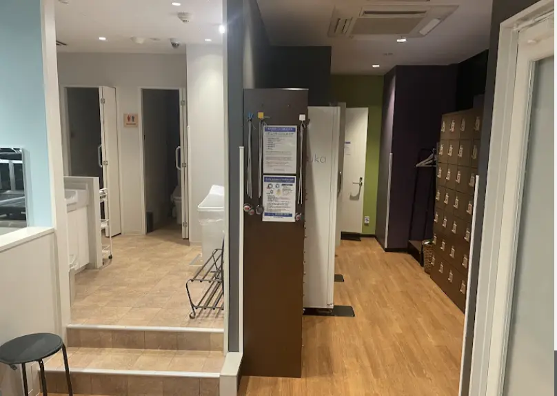 エニタイムフィットネス 六町店