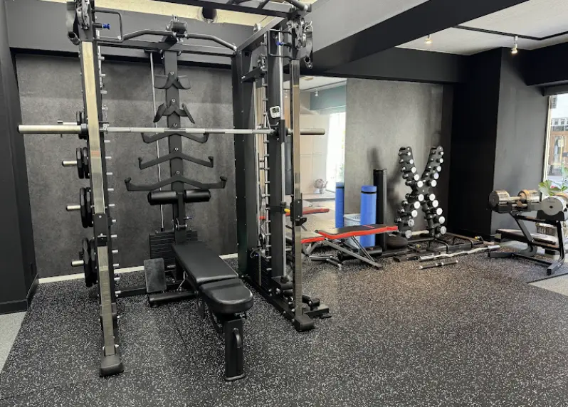 リアルワークアウト 西八王子店