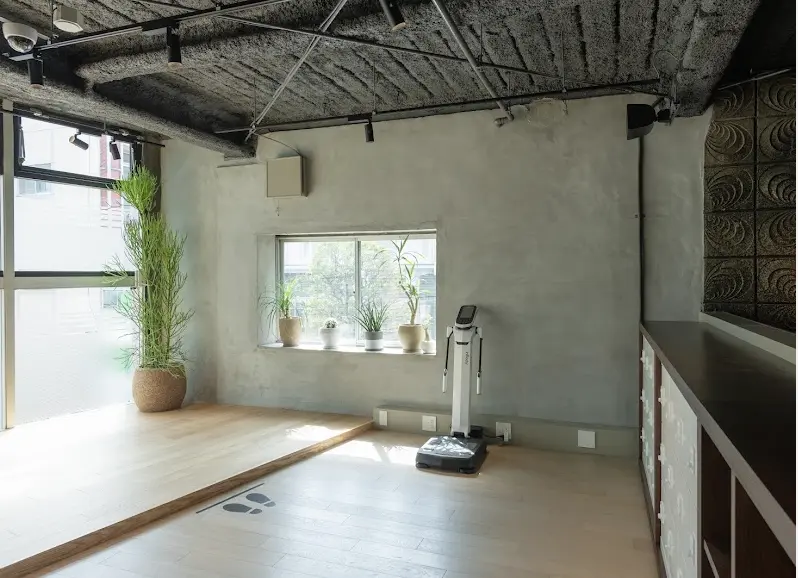 WE PERSONAL 都立大学店