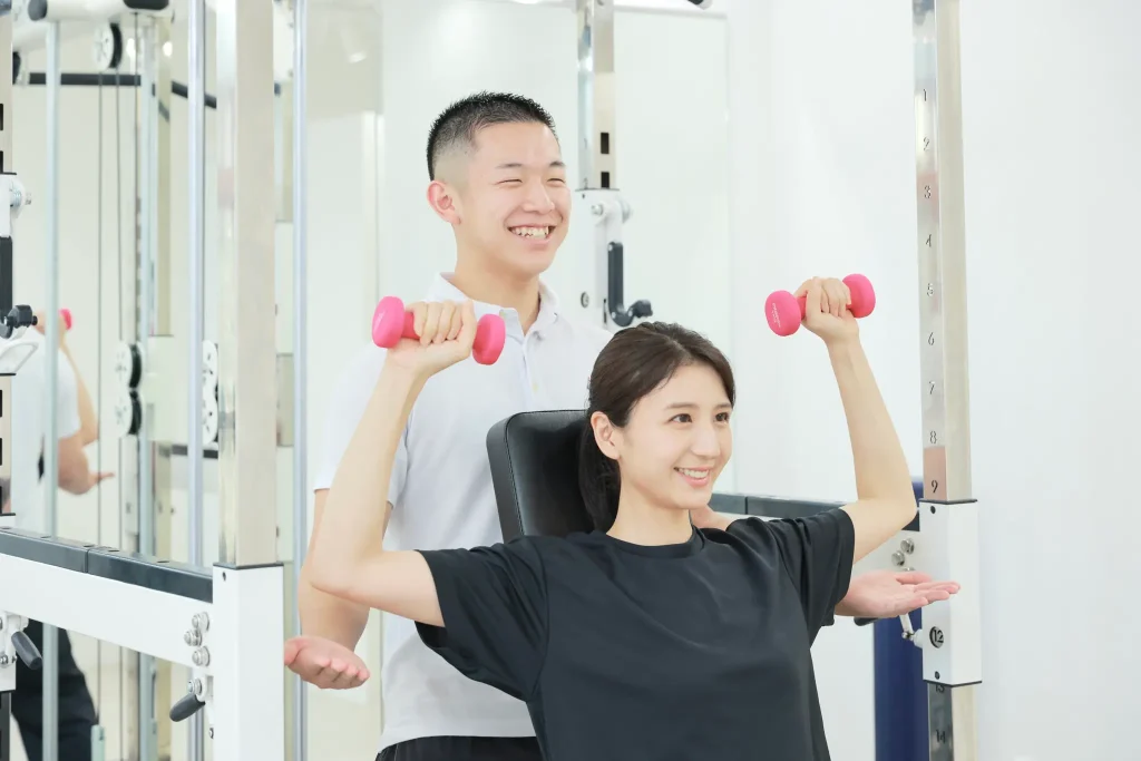 パーソナルジム かたぎり塾のトレーニング風景