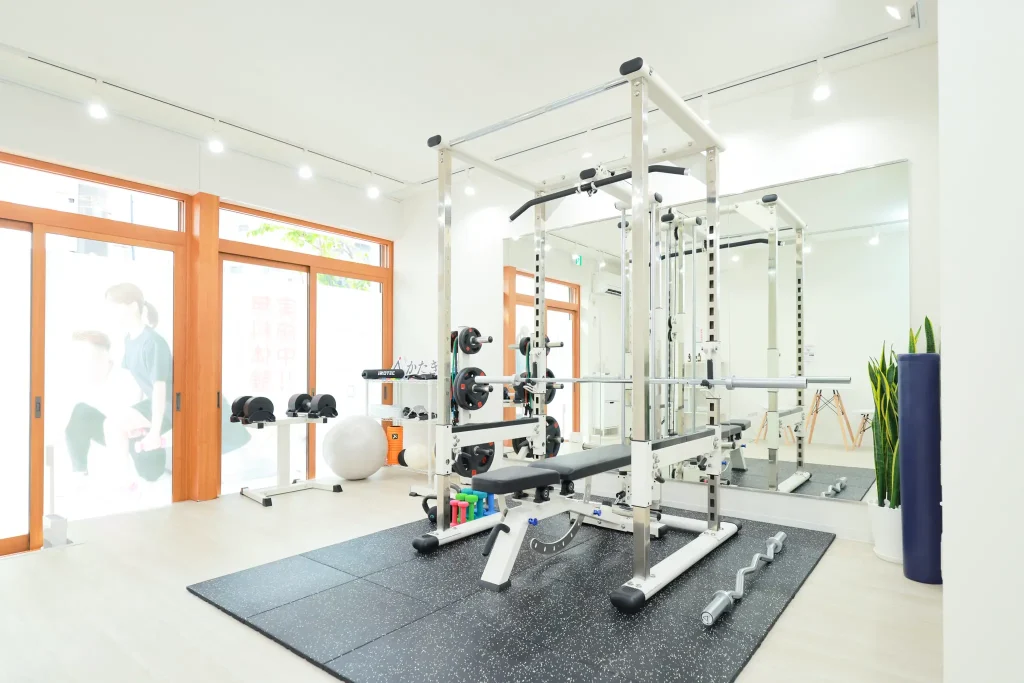 パーソナルジム かたぎり塾のジム内風景