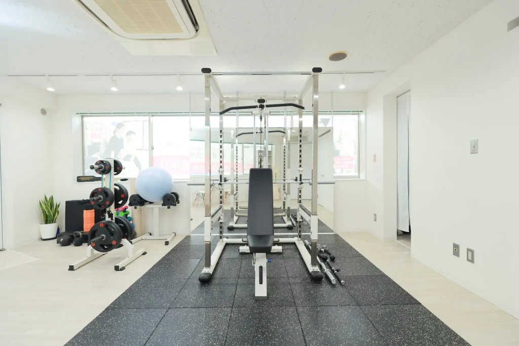 パーソナルジム かたぎり塾のジム内風景