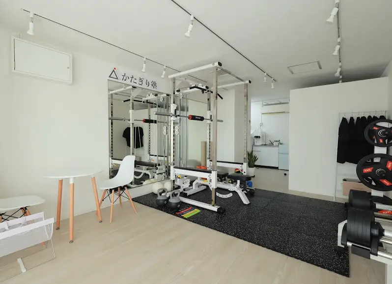 パーソナルジム かたぎり塾 西巣鴨店のジム内風景