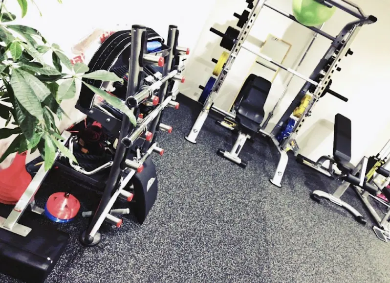 パーソナルジム SUNNY FIT 糀谷店のジム内風景