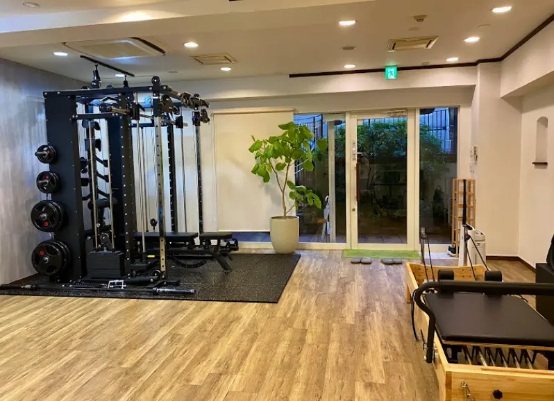パーソナルジム PREMIUM LIFE FITNESS久我山店のジム内風景
