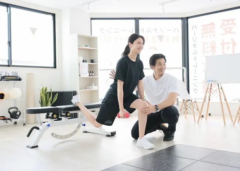 パーソナルジム かたぎり塾 三鷹台店のトレーニング風景